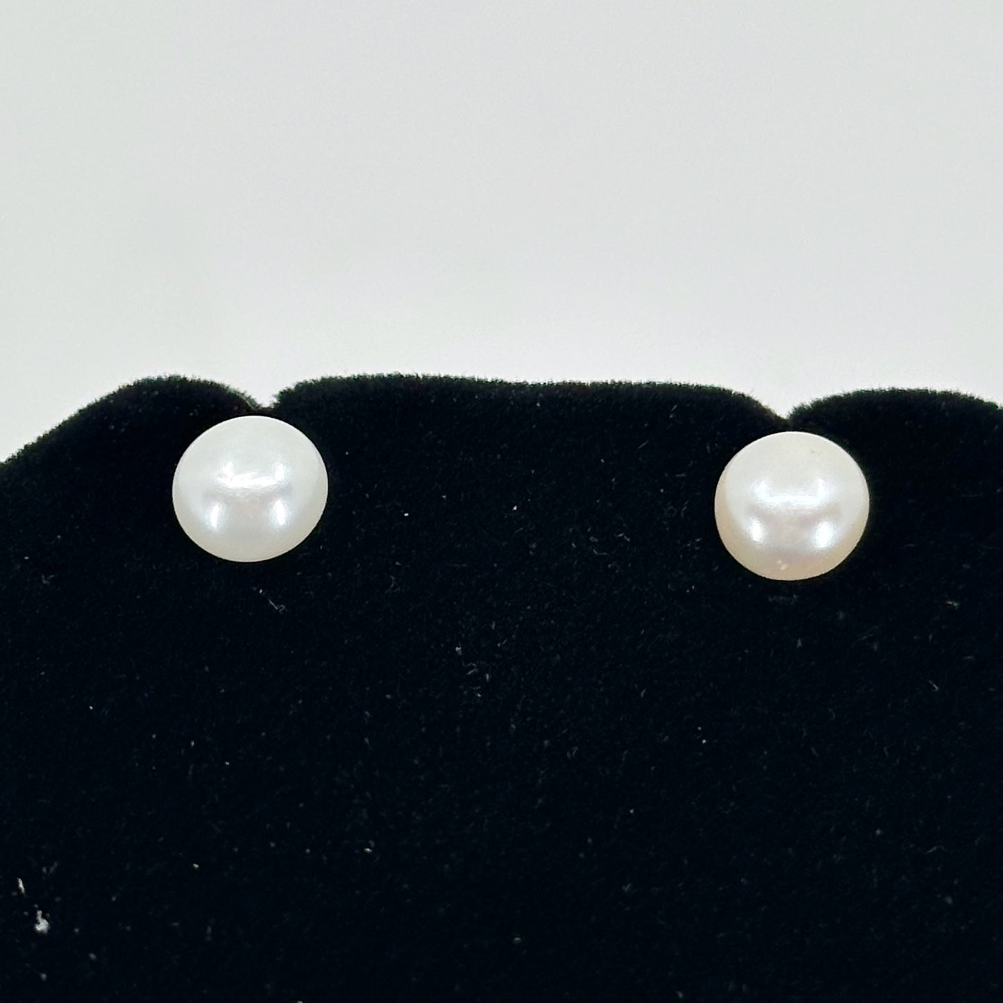 Hand Made Sterling silver 8mm freshwater pearl stud earrings