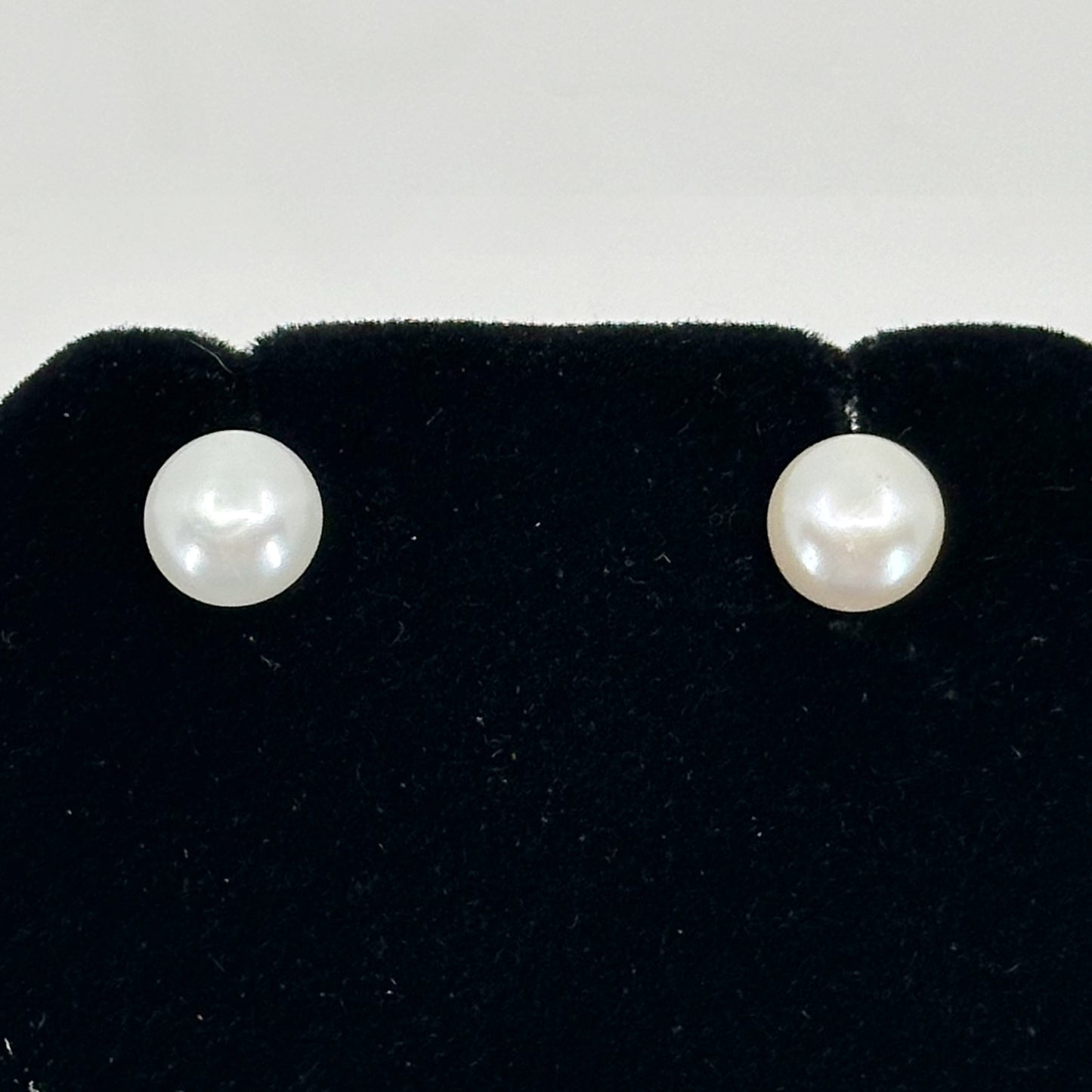 Hand Made Sterling silver 8mm freshwater pearl stud earrings