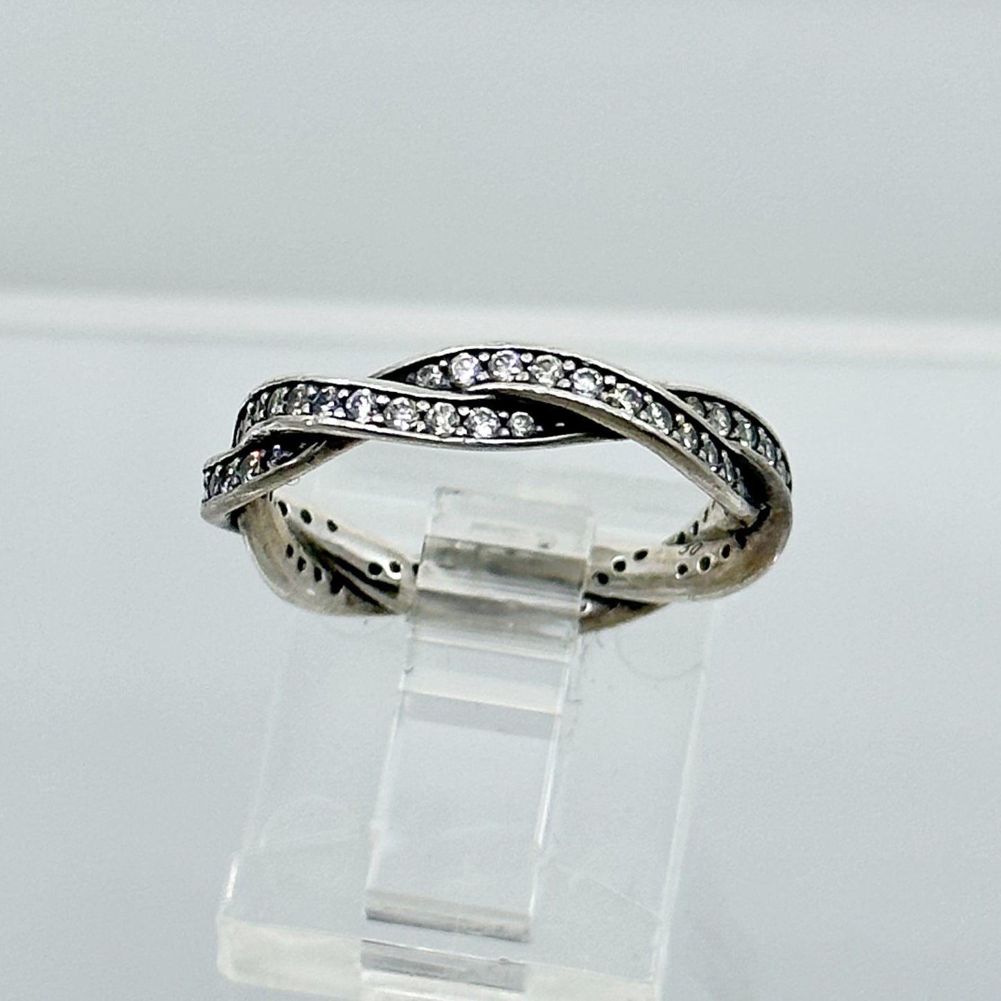 Pandora sterling silver cubic zirconia band ring