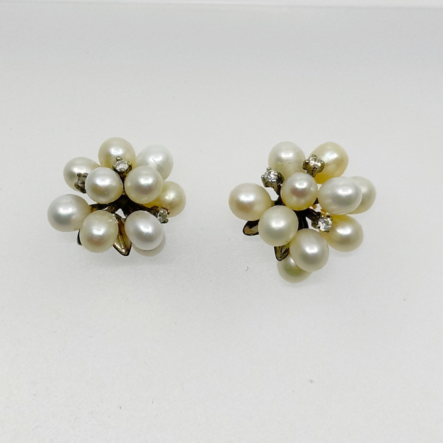 Sterling silver Freshwater  Pearl & Cubic Zirconia stud earrings