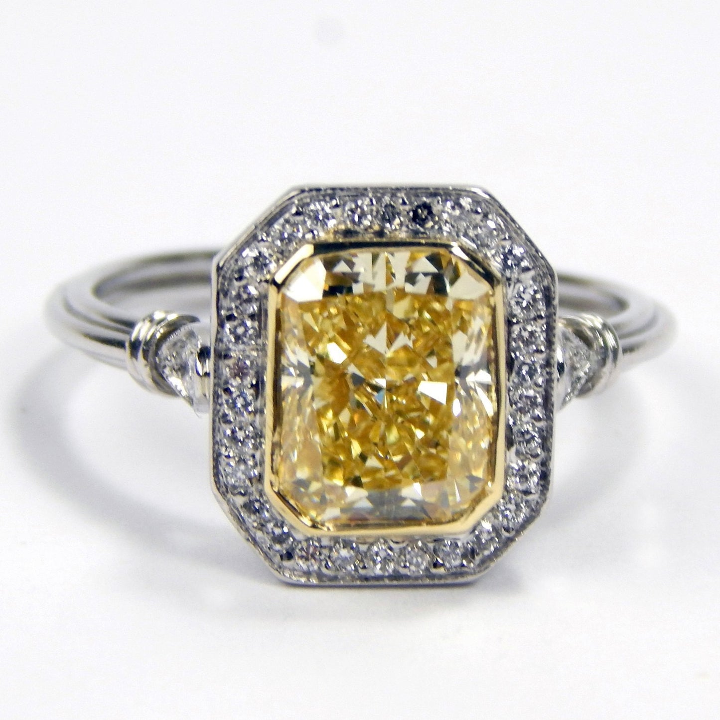 Platinum & 18k gold 2.64 carat Yellow diamond ring
