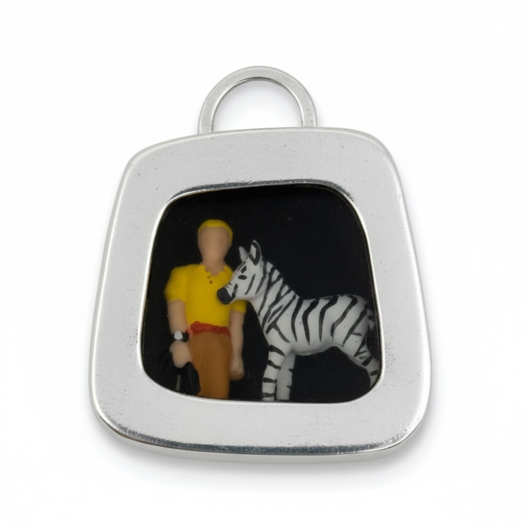 Modernist sterling silver safari acrylic pendant - GM155