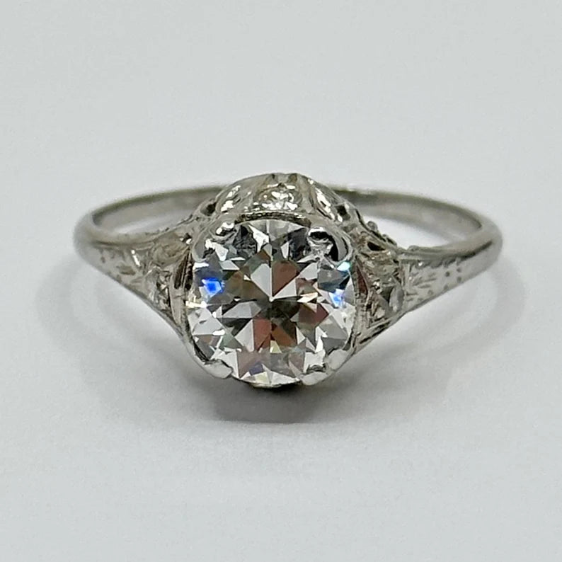 Art Deco 1.65 carat Old European cut diamond platinum engagement ring