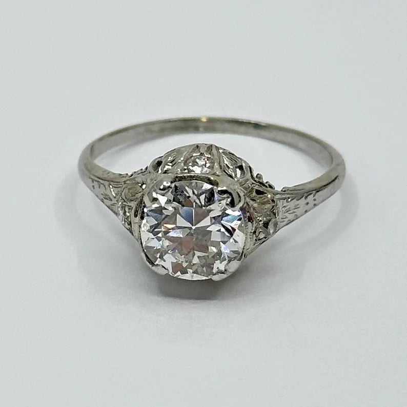 Art Deco 1.65 carat Old European cut diamond platinum engagement ring