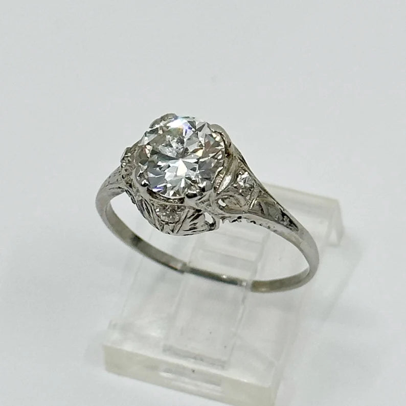 Art Deco 1.65 carat Old European cut diamond platinum engagement ring